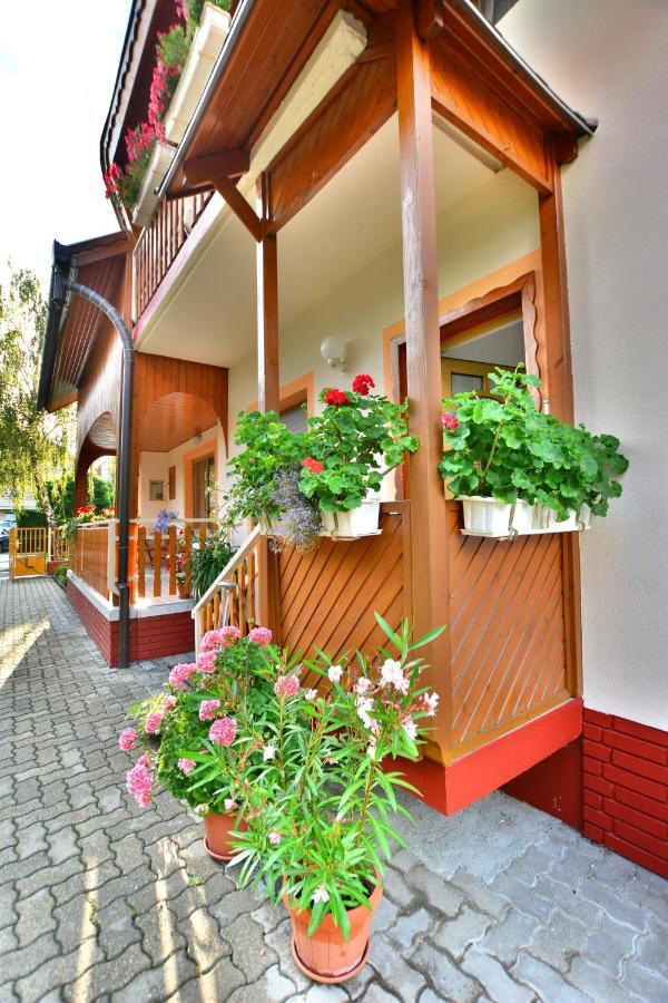 Virágoskert Apartman Heviz Exterior foto